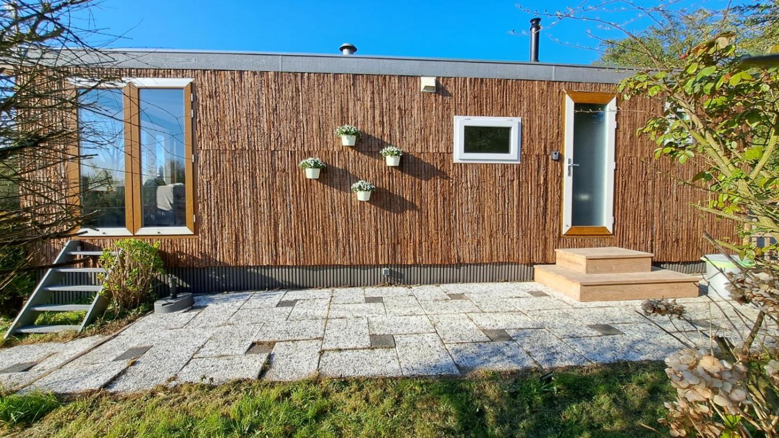 Het Witte Chalet Aan Het Water Van Monumentaal Fort Ooltgensplaat Extérieur photo
